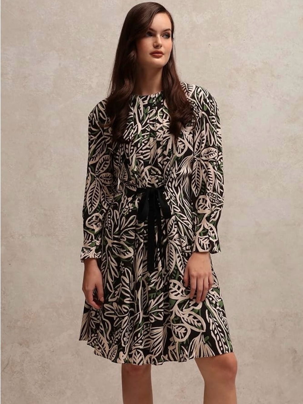$188 Maggy London Pleated Leaf Paisley Patterns Wrapped Long-Sleeve Dress Size